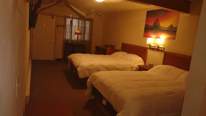 Going To The Sun Inn And Suites Browning Esterno foto